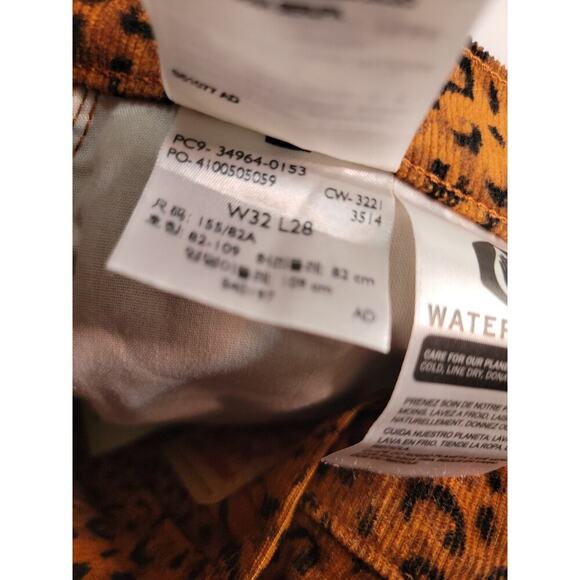 NWT Levi's Wedgie Straight Corduroy Pant Womens Sz 32 Scratchy Leopard Ginger - Picture 10 of 15